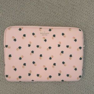 kate spade 15’ laptop pineapple sleeve